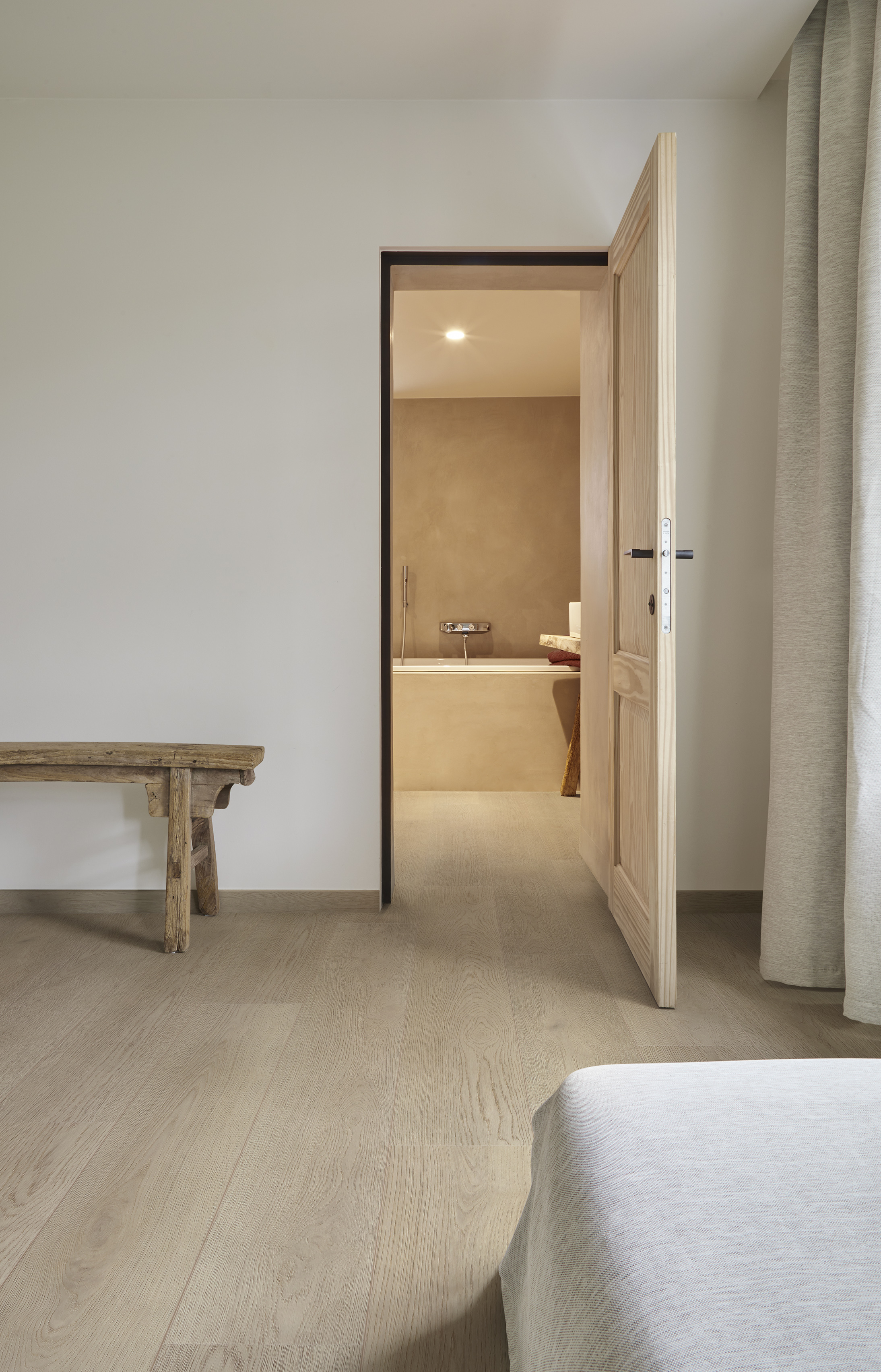 AURORA (50 LVRE 2756)_NATURALS