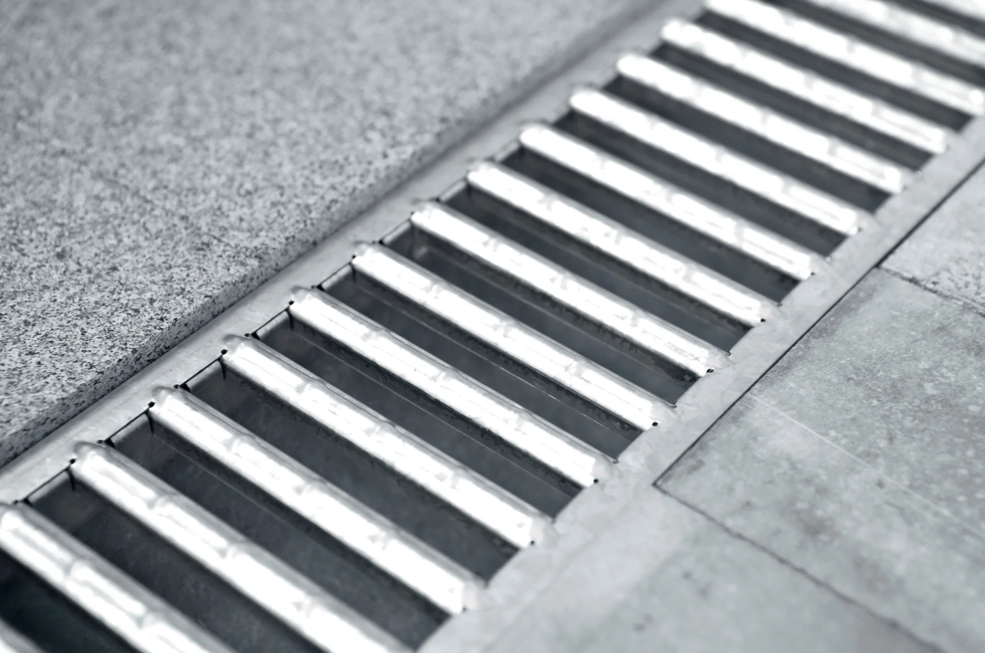 CANIVEAU ACO EUROLINE 100 GALVA 1M SORT. VERT. D.110MM2