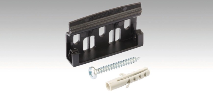 CLIPS DE FIXATION POUR PLINTHES