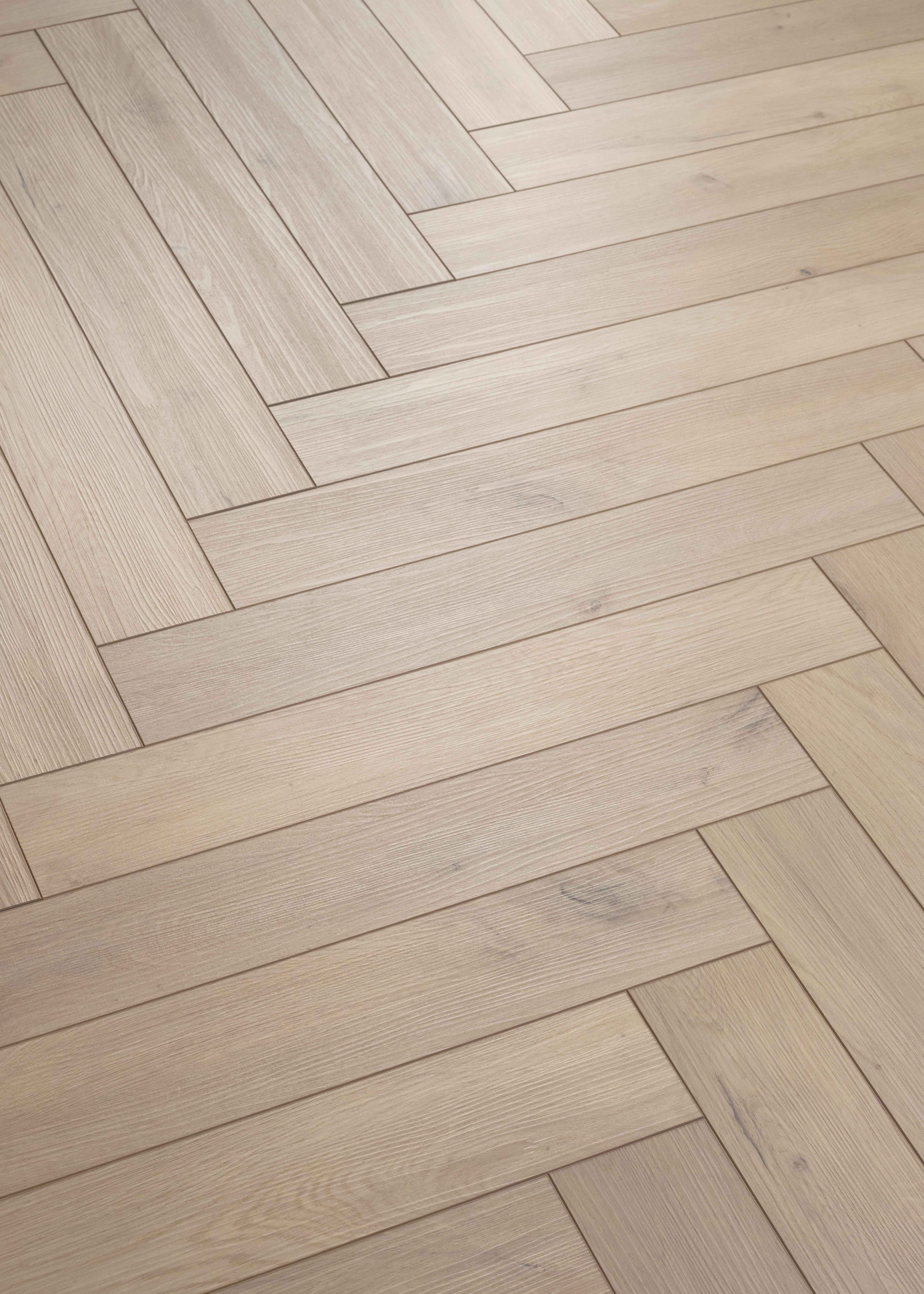 FOREST HB (50 LVPEH 806)_ANGLED_NATURALS